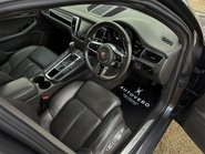 Porsche Macan D S PDK 40
