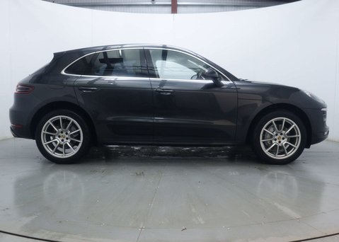 Porsche Macan 3.0 Macan S Semi-Auto 4WD 5dr 12
