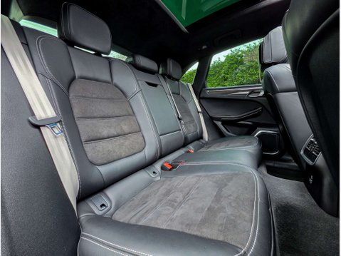 Porsche Macan 2.9 Macan GTS Semi-Auto 4WD 5dr 13
