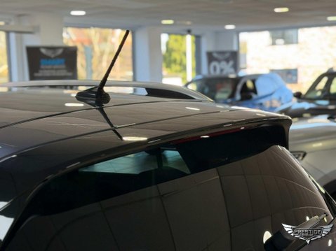 Volkswagen T-Cross 1.0 TSI SEL Euro 6 (s/s) 5dr 39