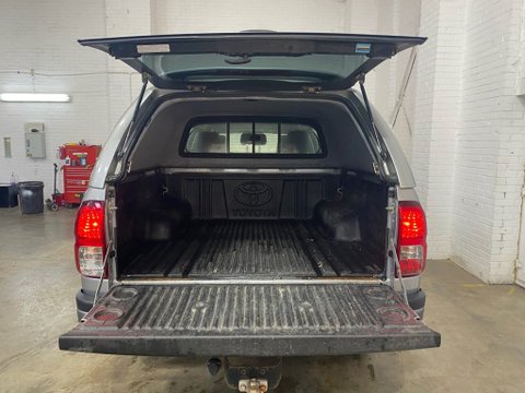 Toyota Hilux ACTIVE 4WD D-4D DCB 6