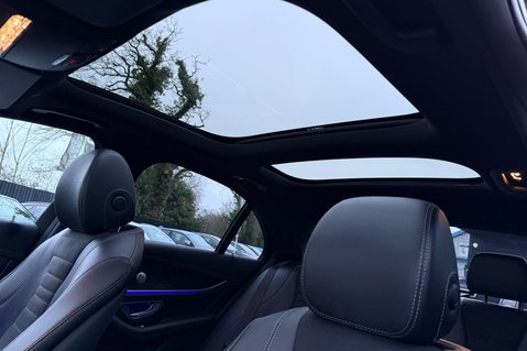 Mercedes-Benz E Class E 400 D 4MATIC AMG LINE PREMIUM PLUS - RARE -20 INCH ALLOYS -PAN ROOF  3