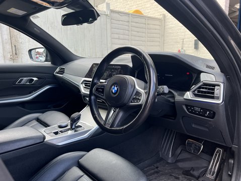 BMW 3 Series 2.0 320i M Sport Touring 5dr Petrol Auto Euro 6 (s/s) (184 ps) 10