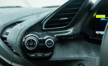 Ferrari 488 Pista 19