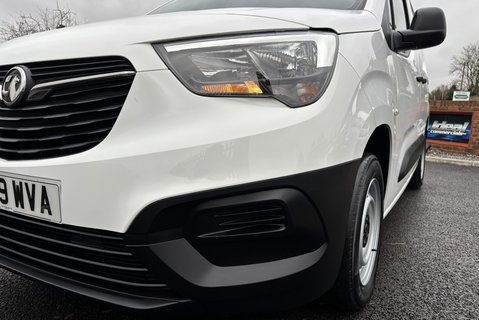 Vauxhall Combo L1H1 2000 Edition 102 ps 19