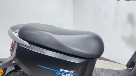 Lexmoto E-Lex 1500W 2022 20 MILES ELECTRIC 50CC SCOOTER RIDE AT 16 EBIKE ESCOOT 7
