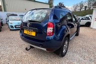Dacia Duster LAUREATE DCI…AUTOMATIC .1 PREVIOUS OWNER..7 SERVICES..SAT NAV..LEATHER.. 29