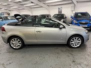 Volkswagen Golf 1.6 TDI BlueMotion Tech SE Cabriolet Euro 5 (s/s) 2dr 11
