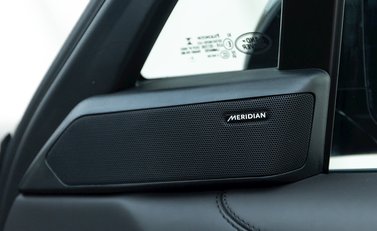 Land Rover Range Rover D350 SE 21