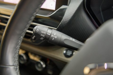 Citroen C5 X PURETECH SHINE S/S EAT8 13