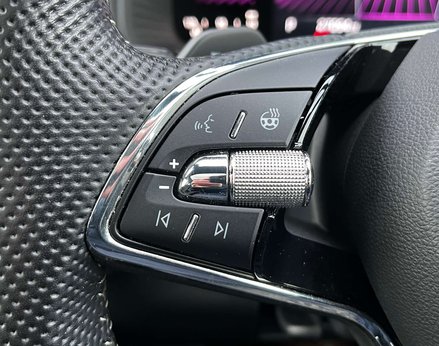 Skoda Karoq 1.5 Karoq Sportline TSi Semi-Auto 5dr 57