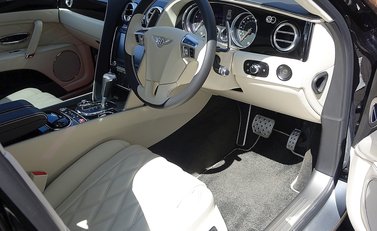 Bentley Flying Spur W12 Mulliner 13