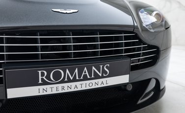 Aston Martin V12 Vantage ROADSTER 42