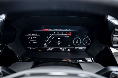 Audi RS3 2.5 TFSI Carbon Vorsprung Saloon 4dr Petrol S Tronic quattro Euro 6 (s/s) ( 32