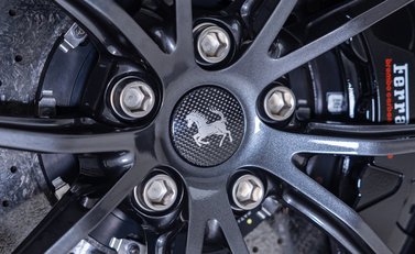 Ferrari 812 Competizione 57