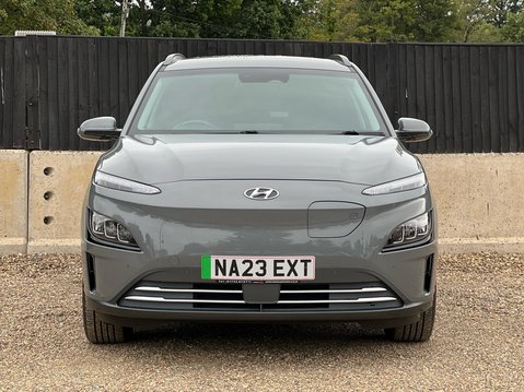 Hyundai KONA PREMIUM 7