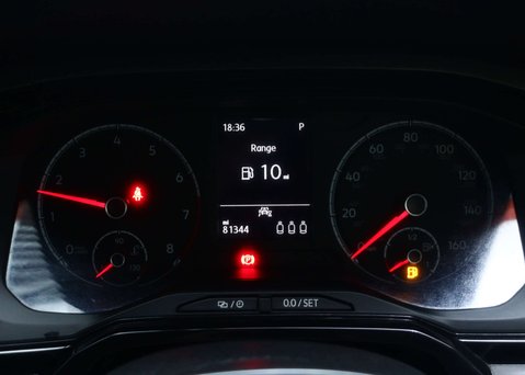 Volkswagen Polo 1.0 Polo Match TSi Semi-Auto 5dr 17