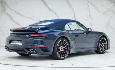 Porsche 911 Turbo Cabriolet (991.2) 8