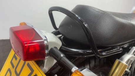 Royal Enfield Interceptor 650 2021 14K GREAT CONDITION A2 READY 1 OWNER MODERN RETRO BIKE 650CC 32