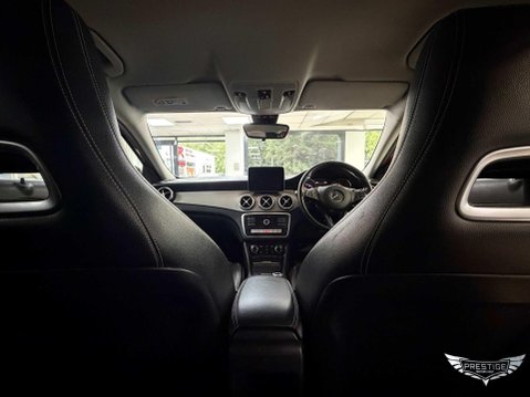 Mercedes-Benz GLA 1.6 GLA180 Urban Edition 7G-DCT Euro 6 (s/s) 5dr 24