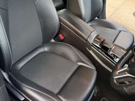 Mercedes-Benz A Class 1.5 A180d Sport Hatchback 5dr Diesel 7G-DCT Euro 6 (s/s) (116 ps) 5