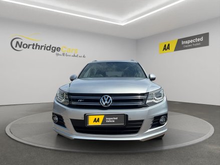 Volkswagen Tiguan 2.0 TDI BlueMotion Tech R-Line DSG 4WD Euro 5 (s/s) 5dr (Nav)