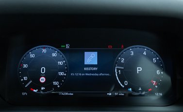 Land Rover Defender 110 V8 17