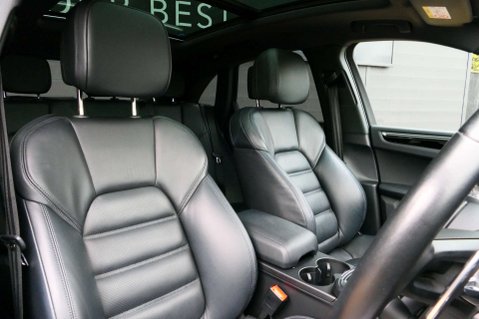 Porsche Macan 2.9 Macan S Semi-Auto 4WD 5dr 4