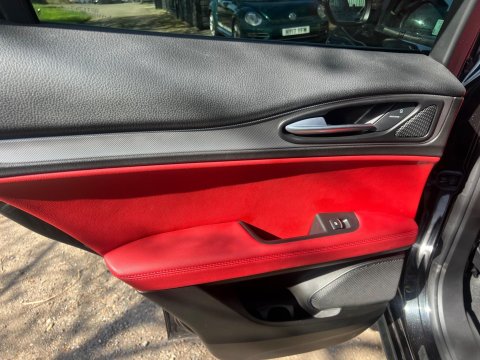 Alfa Romeo Stelvio TB VELOCE 49