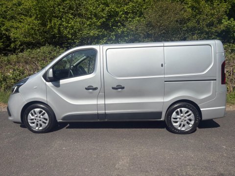 Renault Trafic SL28 SPORT ENERGY DCI 10