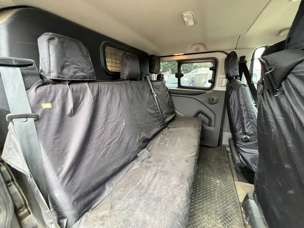 Ford Transit Custom Crew Cab SWB L1H1 Limited 300 CAT N Air Con Alloys Cam EURO 6 NO VAT 15