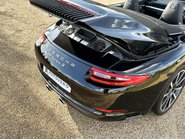 Porsche 911 C2S CONVERTIBLE 34