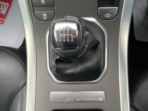 Land Rover Range Rover Evoque 2.0 eD4 SE Tech FWD Euro 6 (s/s) 5dr 31