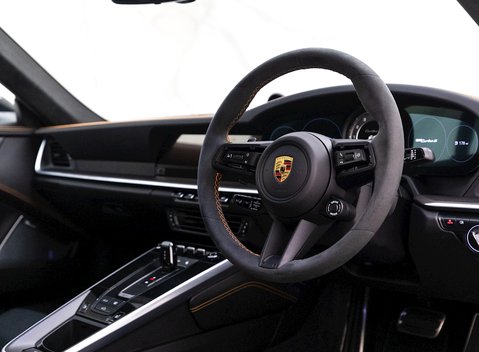 Porsche 911 (992) Turbo S 9