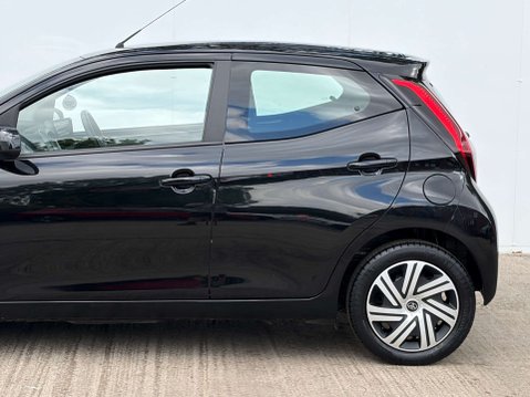 Toyota Aygo 1.0 Aygo X-Play TSS VVT-i 5dr 35