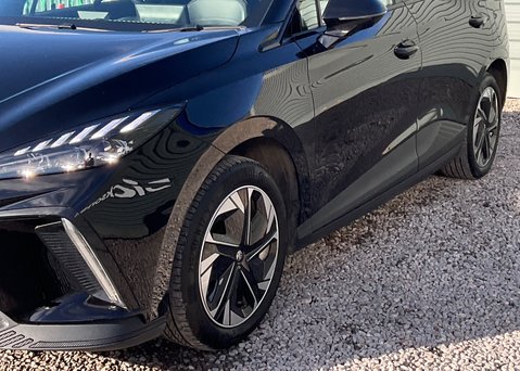 MG MG4 EV 64kWh TROPHY 5