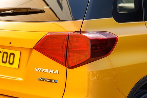 Suzuki Vitara SZ-T 9