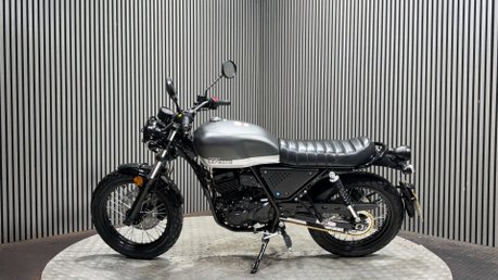 Lexmoto Tempest 2024 ONLY 2K 1 ONWER LONG MOT MODERN RETRO / SCRAMBLER BIKE 125CC 8