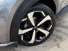 Nissan Juke 1.6 Juke Tekna HEV CVT 5dr 3