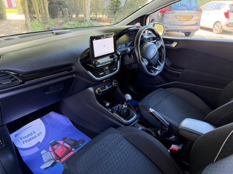 Ford Fiesta 1.0T EcoBoost Titanium Euro 6 (s/s) 3dr 10