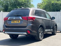 Mitsubishi Outlander 2.2 DI-D 3 SUV 5dr Diesel Auto 4WD Euro 6 (147 ps) 5