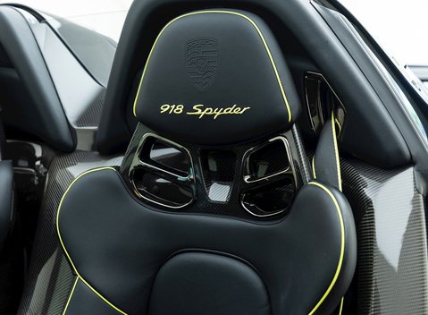 Porsche 918 Spyder 14
