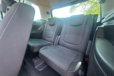 Volkswagen Sharan 2.0 TDI SE Nav MPV 5dr Diesel DSG Euro 6 (s/s) (150 ps) 27