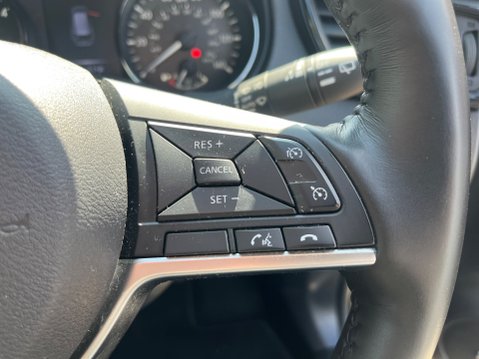 Nissan X-Trail DCI TEKNA 17