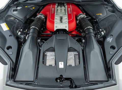 Ferrari 812 Superfast 43