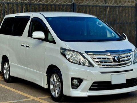 Toyota Alphard V6 4WD TOWBAR 3