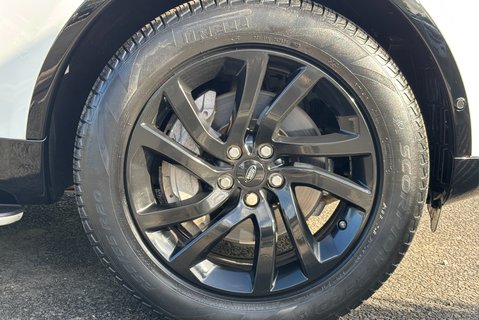 Land Rover Discovery SD6 36 Commercial HSE 35