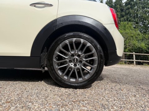 Mini Hatch 1.2 One Euro 6 (s/s) 5dr 22