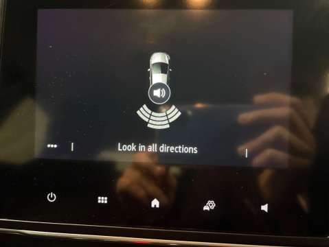 Renault Captur 1.3 Captur Iconic TCe 5dr 28