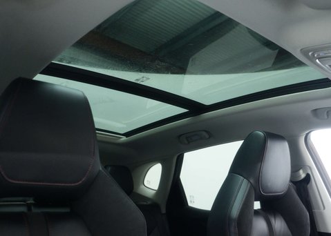 MG HS 1.5 MG HS Exclusive Semi-Auto 5dr 46